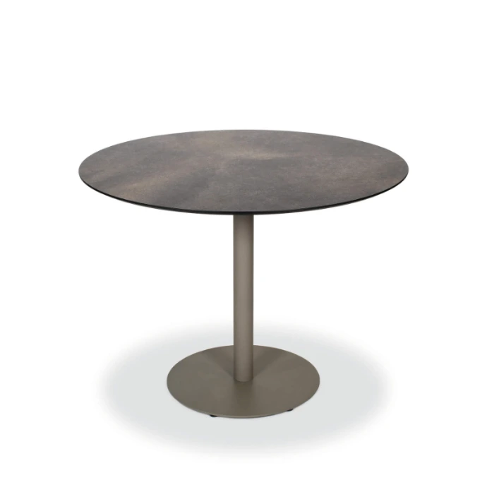 Luis Bistrotisch von Fischer Möbel – runder Outdoor Tisch mit zentralem Säulenfuß und eleganter Tischplatte, ideal für Balkon, Terrasse oder Garten