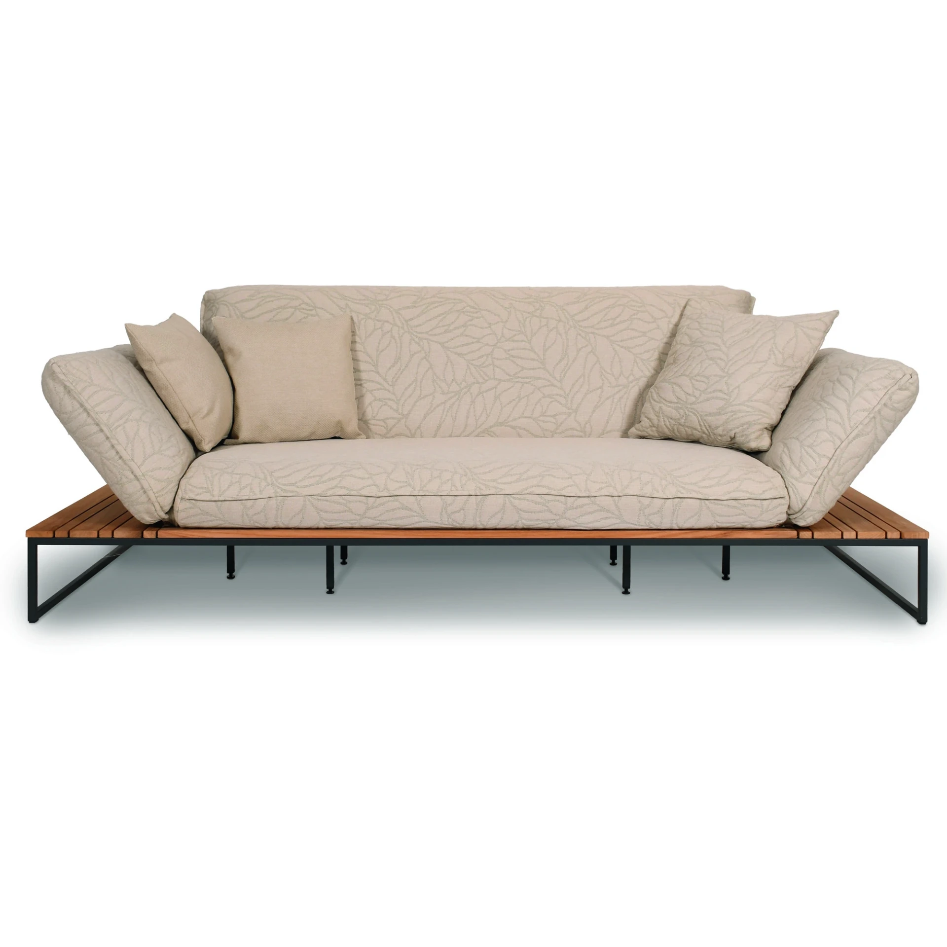 Flora Lounge centre position